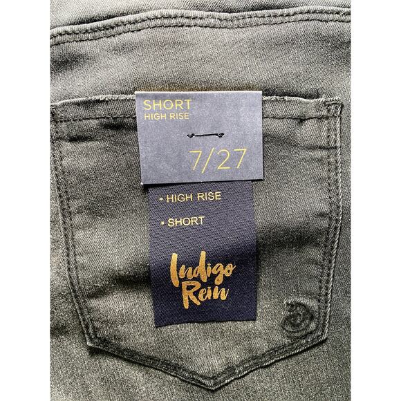 Black Distressed women's button up shorts - Picture 5 of 8